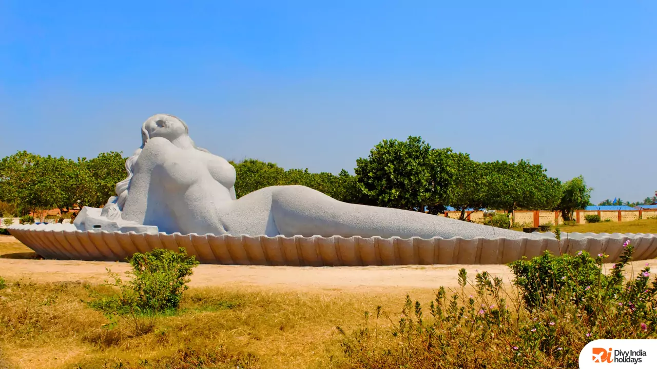 trivandrum lady stachu view